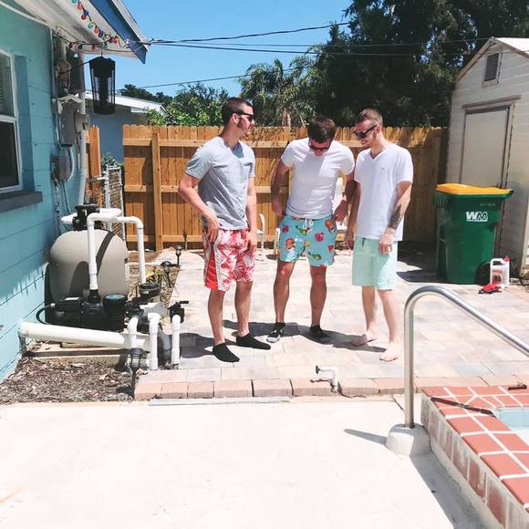 Meet your Posher, Devin - Picture 1 of 1